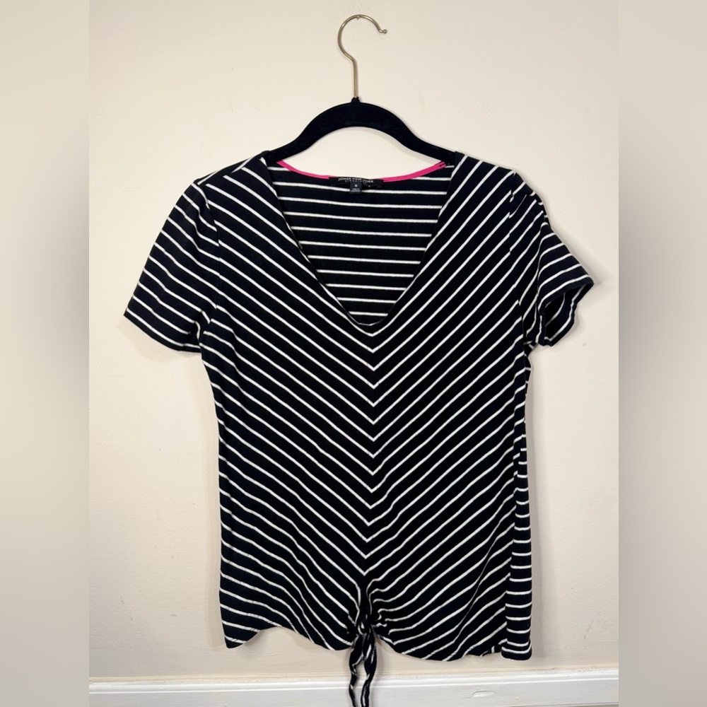 Jones New York Black and White Fitted Short Sleeve Top